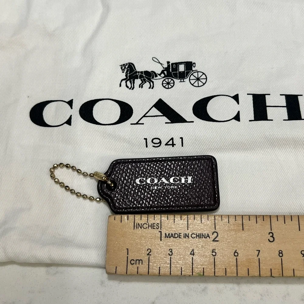 Coach New York Pebbled Leather Bag Tag espresso Gold Chain